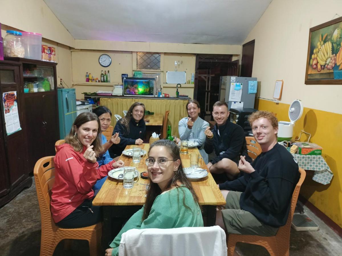 Chacha Homestay & Dormitory Ruteng Eksteriør bilde