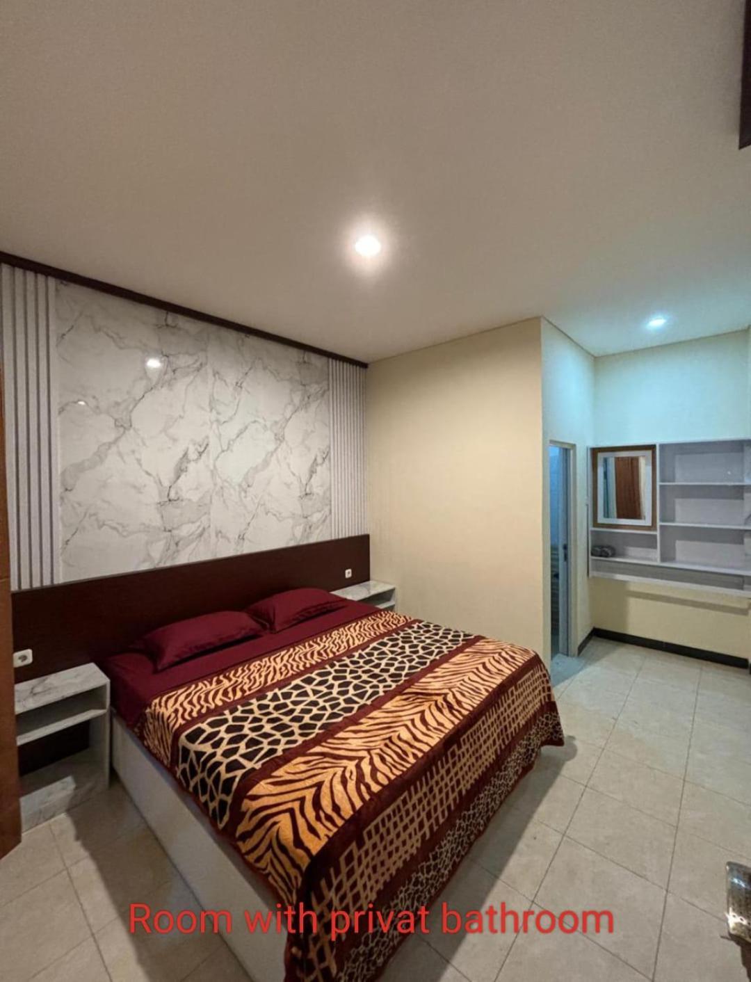 Chacha Homestay & Dormitory Ruteng Eksteriør bilde